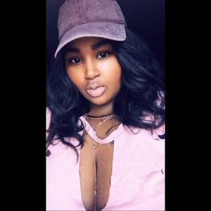 Meet your Posher, Constance